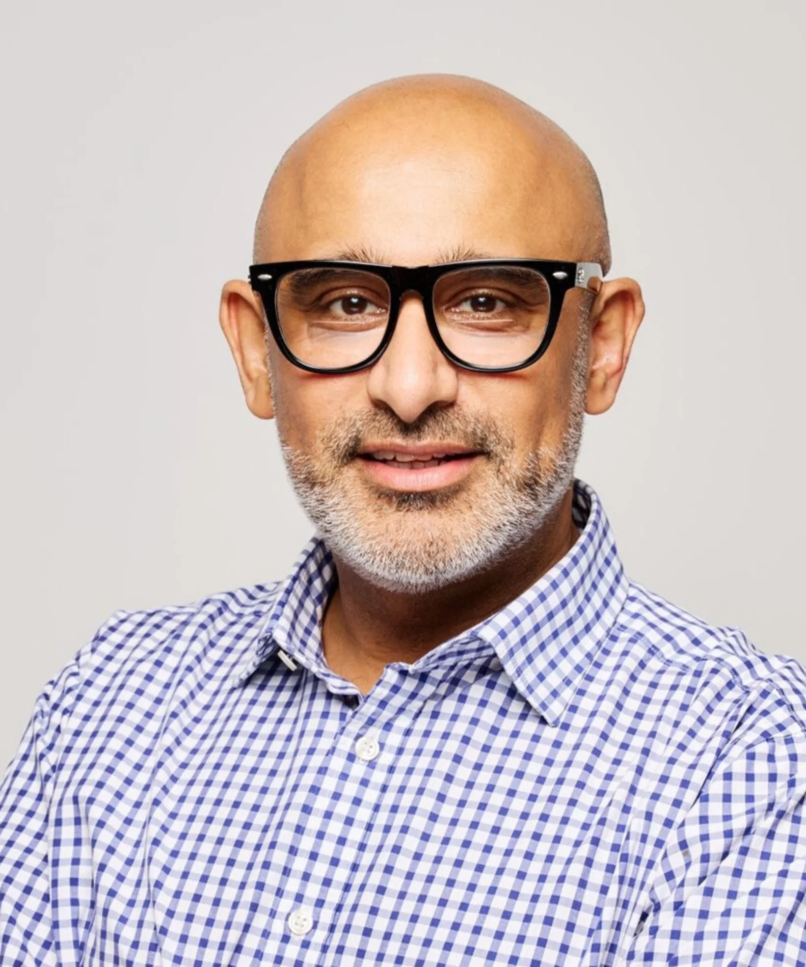 RTaylor_Profile picture - Edited (2).jpg