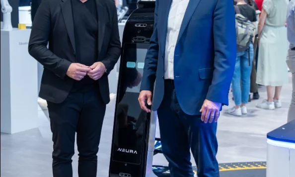 David Reger, fundador e CEO da NEURA Robotics e Marco Santos, CEO Global da GFT.