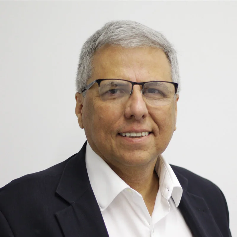 carlos gallegos e.jpg