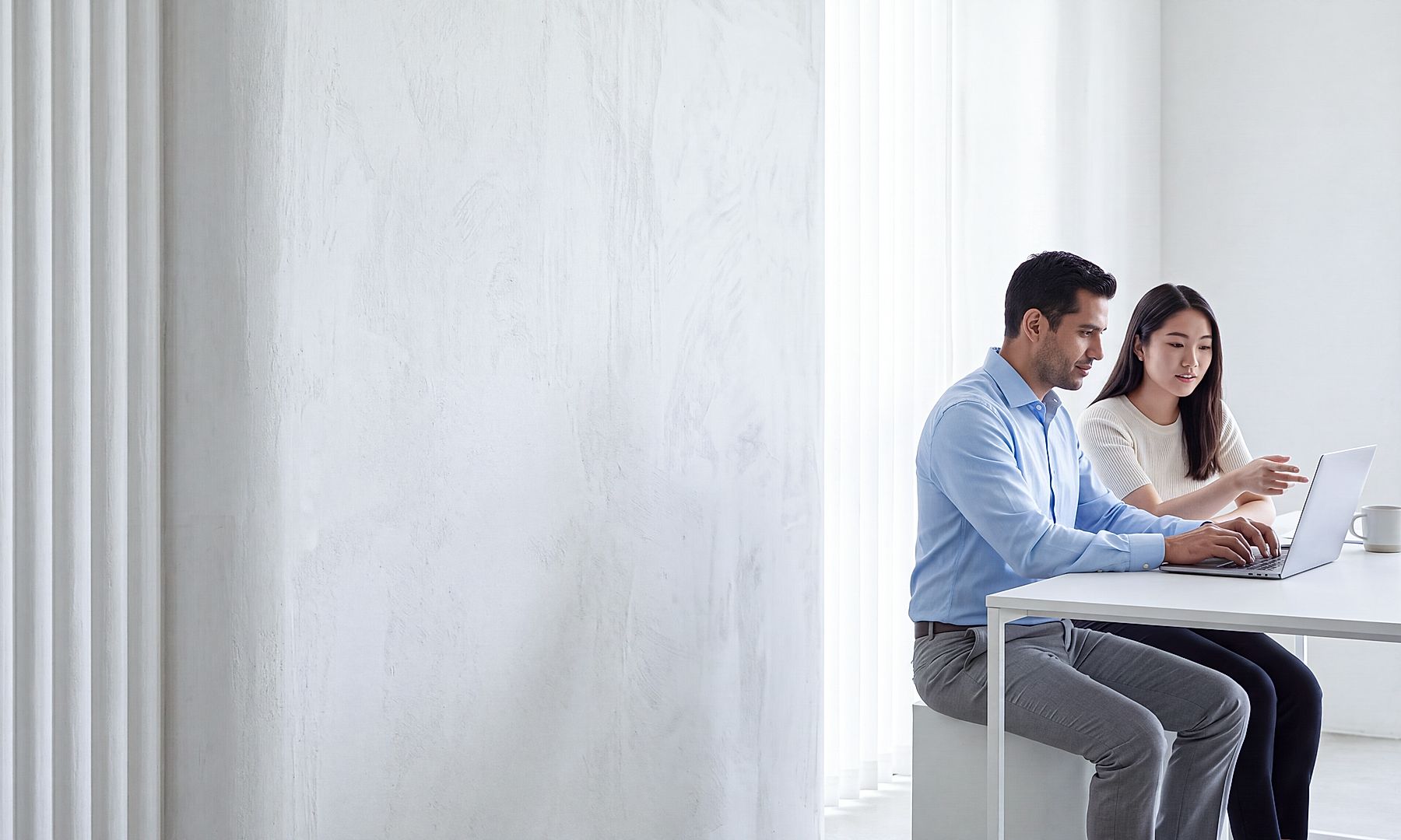 This image highlights workplace collaboration, digital productivity, and knowledge sharing. It demonstrates how modern organizations leverage technology-enabled teamwork to improve efficiency, innovation, and business performance.