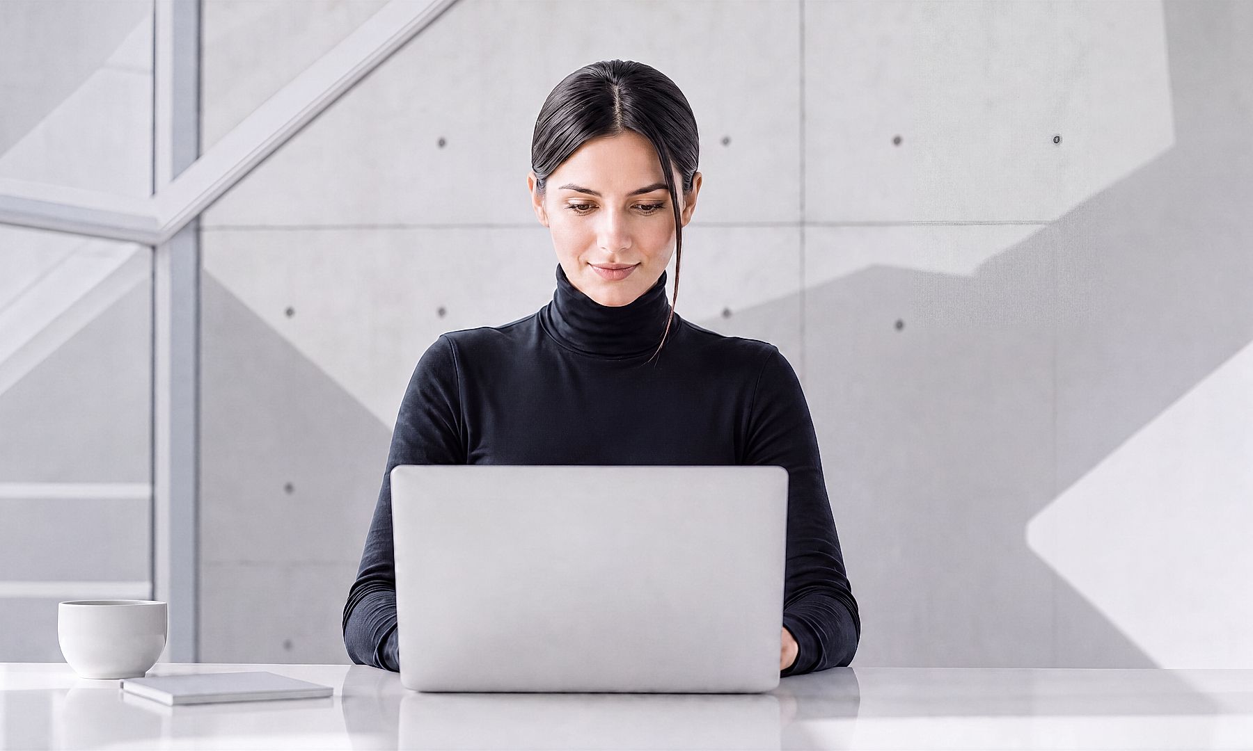 Questa immagine evidenzia le soluzioni per il workplace digitale, la produttività dei dipendenti e le moderne tecnologie aziendali. Mostra come strumenti connessi, modelli di lavoro flessibili e piattaforme collaborative migliorino efficienza, innovazione e performance.