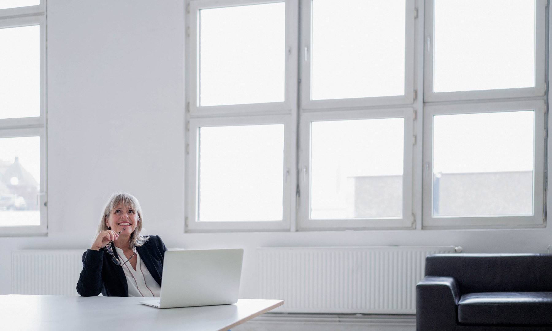 Professional Reflecting on Digital Strategy in Bright Workspace gft-image-investor-relations-04.jpg