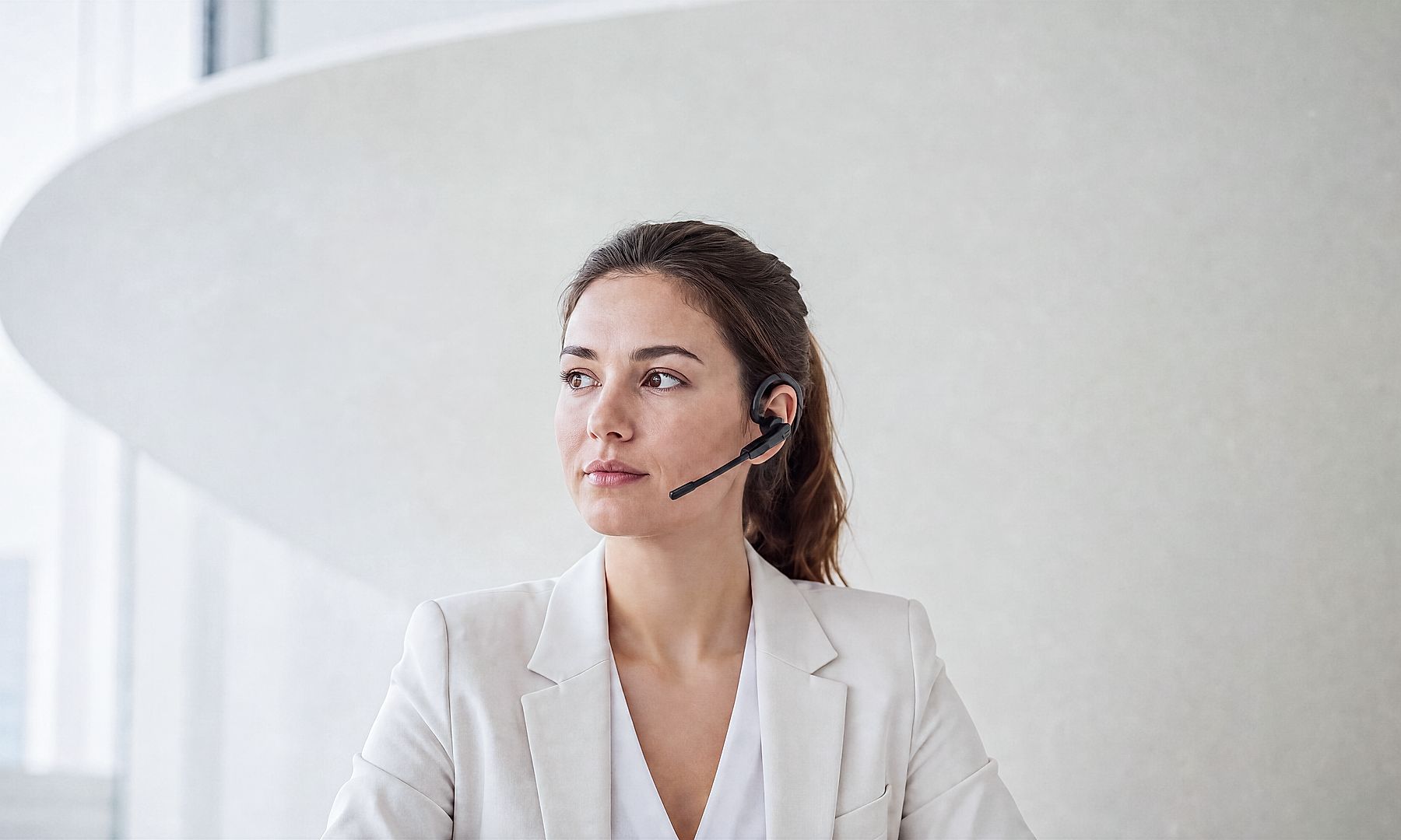 Vernetzter Kundensupport und digitale Service-Exzellenz Erfahren Sie, wie Kundensupport, digitale Serviceplattformen und vernetzte Unternehmenslösungen dazu beitragen, Kundenerlebnisse zu verbessern, Reaktionszeiten zu verkürzen und operative Exzellenz zu fördern.